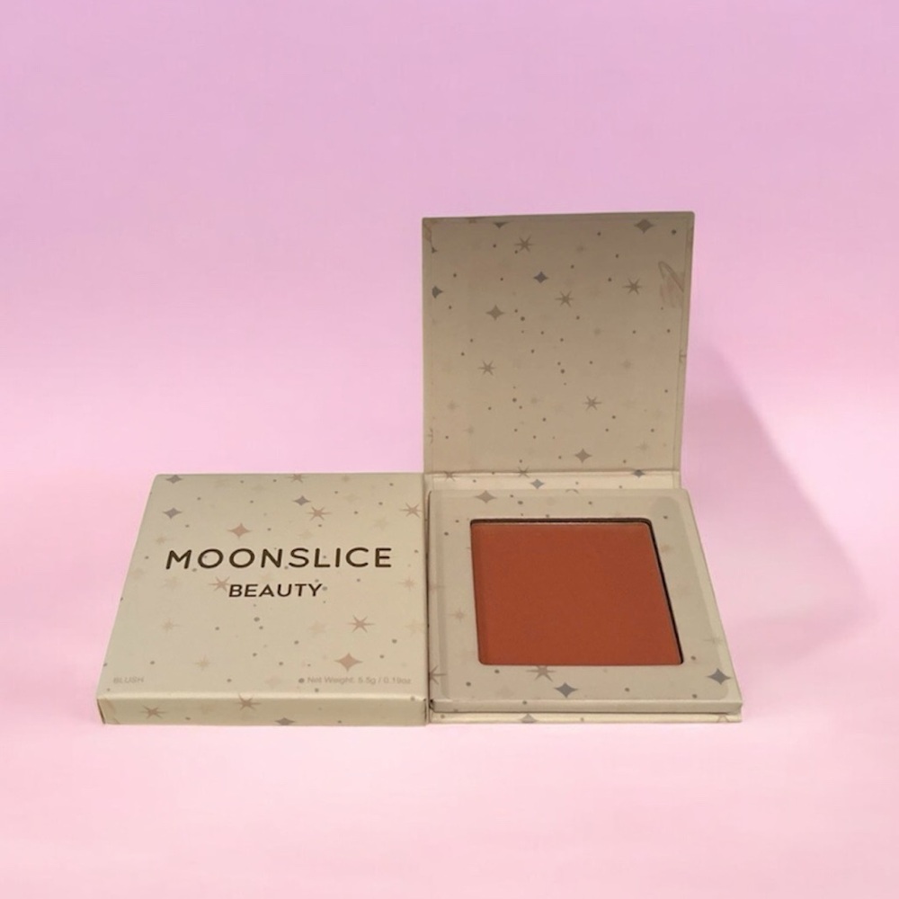 ⭐️ Moon Slice Beauty Blush | Gorgeous